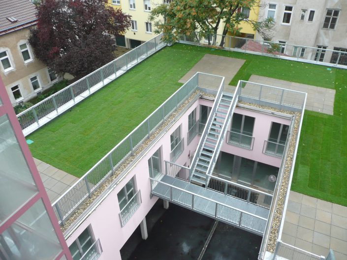 Umbau Lofts Dreihausgasse – Aufsicht auf die fertige Dachterrasse